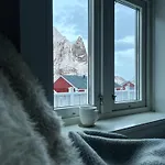فيلة Husly - Your With Reinebringen View