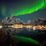 Husly - Your With Reinebringen View فيلة