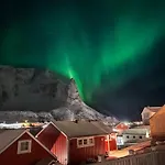 Husly - Your With Reinebringen View Reine