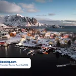 Villa Husly - Your With Reinebringen View *