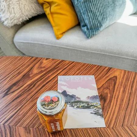Husly - Your With Reinebringen View * Reine