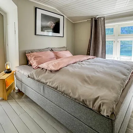 Husly - Your With Reinebringen View Villa *