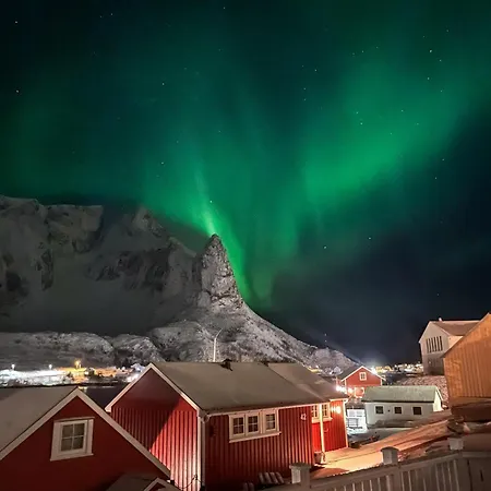 Husly - Your With Reinebringen View Reine