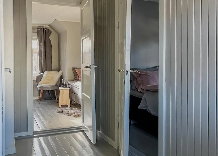 Husly - Your With Reinebringen View Villa