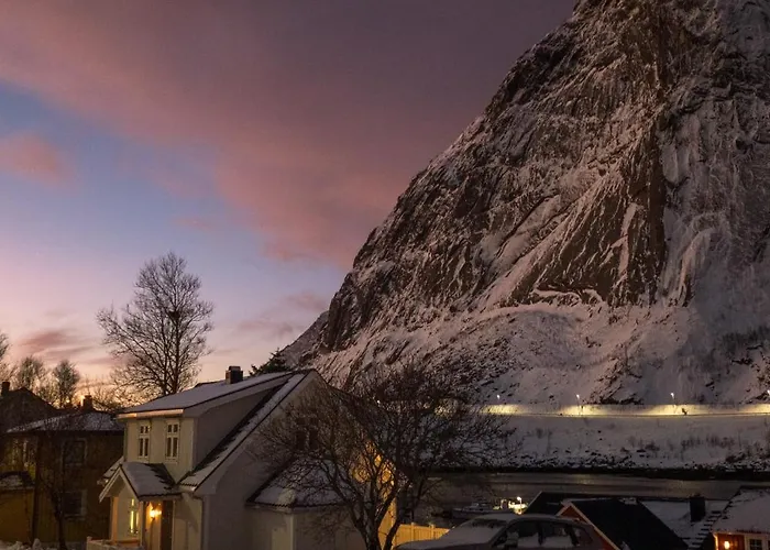 Husly - Your With Reinebringen View 别墅 *