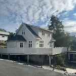 Husly - Your With Reinebringen View Reine