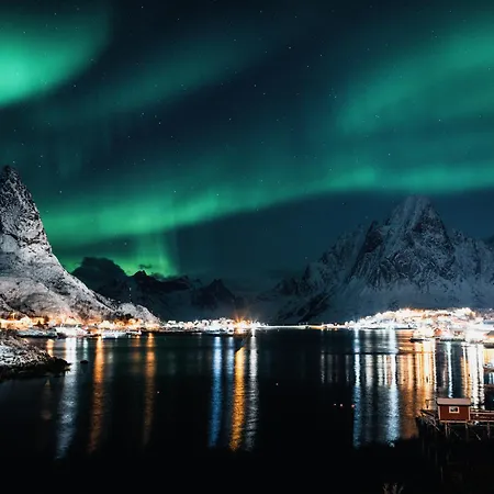 Husly - Your With Reinebringen View Vila Reine